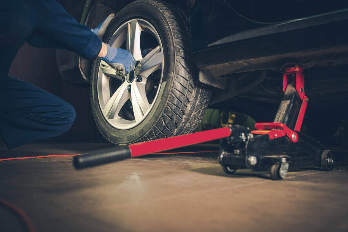 Tire Service | Maplewood Auto Inc